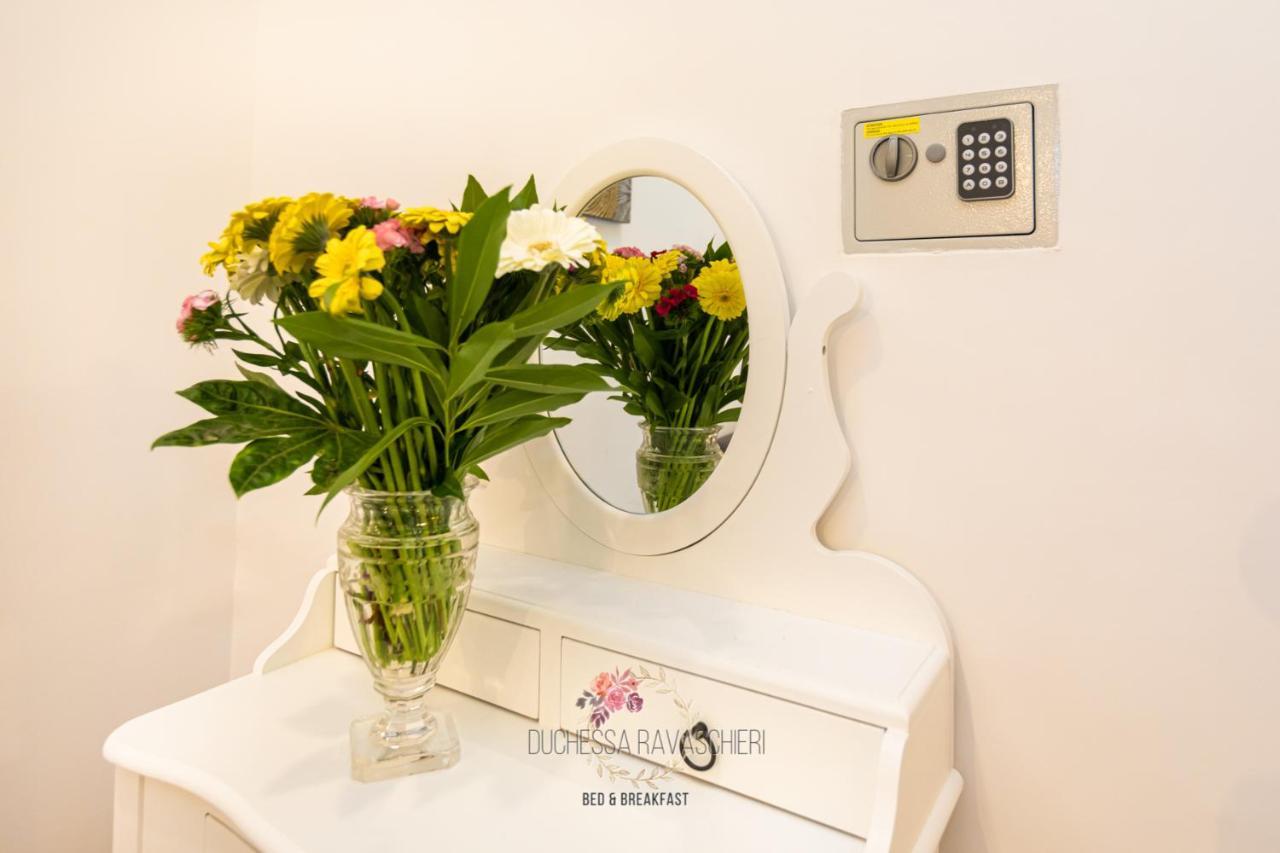 Duchessa Ravaschieri Bed And Breakfast Napoli Exterior foto